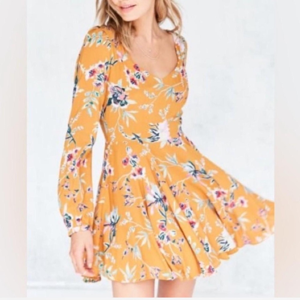 Ecote long sleeve dress